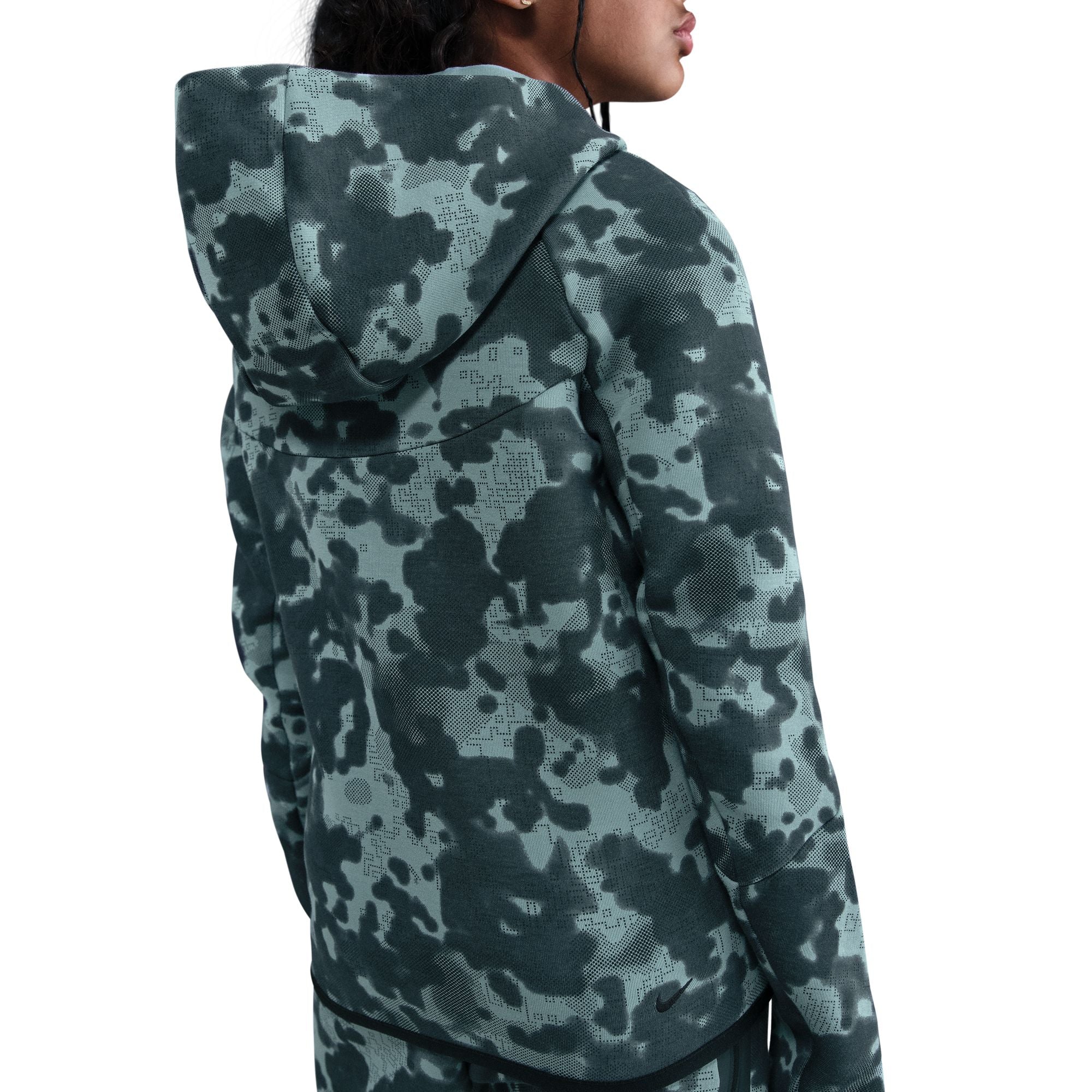 Y Nike Tech HQ8891-017 - Image 10